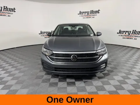 More photos of 2024 Volkswagen Jetta 1.5T SE at Jerry Hunt Supercenter - Salisbury, NC