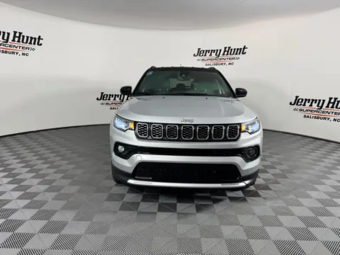 More photos of 2024 Jeep Compass Limited at Jerry Hunt Supercenter - Salisbury, NC