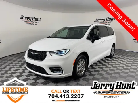 White 2024 Chrysler Pacifica Touring L for sale in Salisbury, NC