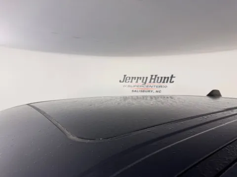 More photos of 2021 Ram 1500 Laramie at Jerry Hunt Supercenter - Salisbury, NC