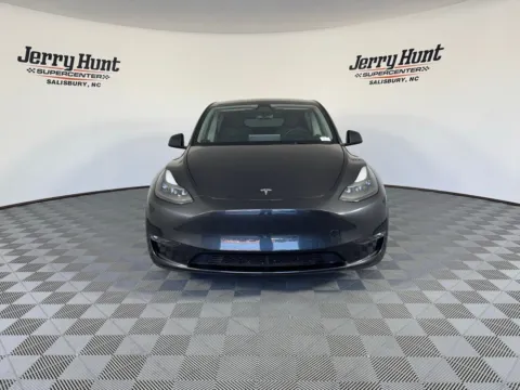 More photos of 2024 Tesla Model Y Performance at Jerry Hunt Supercenter - Salisbury, NC