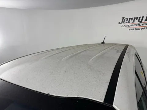 More photos of 2019 Kia Sorento LX at Jerry Hunt Supercenter - Salisbury, NC
