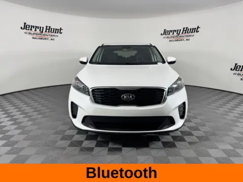More photos of 2019 Kia Sorento LX at Jerry Hunt Supercenter - Salisbury, NC