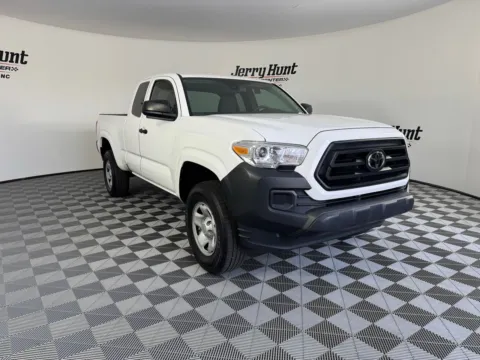 More photos of 2023 Toyota Tacoma at Jerry Hunt Supercenter - Salisbury, NC