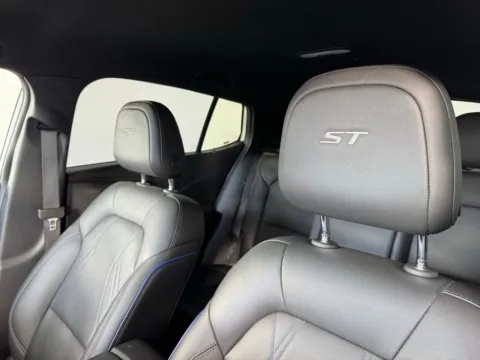 Photos of 2025 Buick Envista Sport Touring for sale in Salisbury, NC at Jerry Hunt Supercenter - Salisbury