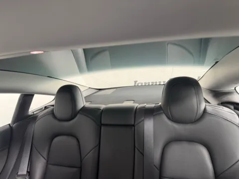 More photos of 2022 Tesla Model 3 Long Range at Jerry Hunt Supercenter - Salisbury, NC