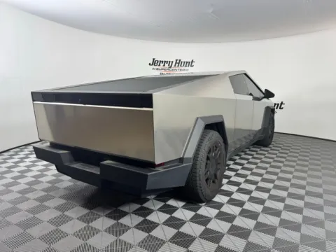 More photos of 2024 Tesla Cybertruck at Jerry Hunt Supercenter - Salisbury, NC