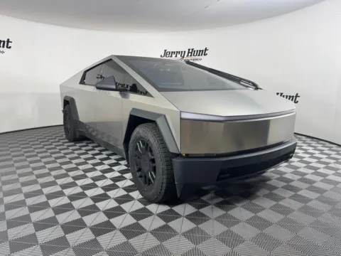 More photos of 2024 Tesla Cybertruck at Jerry Hunt Supercenter - Salisbury, NC