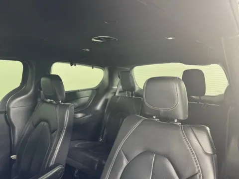 More photos of 2021 Chrysler Pacifica Touring L at Jerry Hunt Supercenter - Salisbury, NC