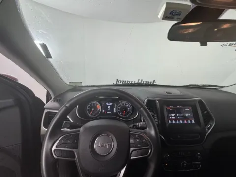 Photos of 2019 Jeep Cherokee Latitude Plus for sale in Salisbury, NC at Jerry Hunt Supercenter - Salisbury
