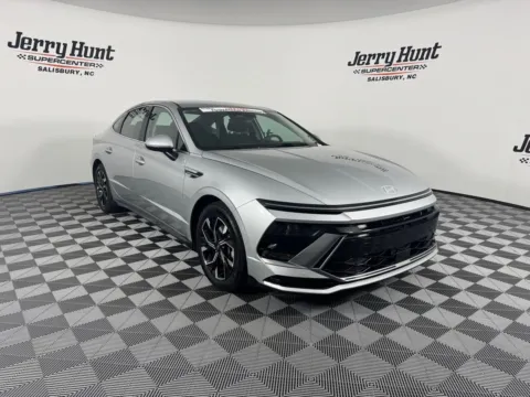 More photos of 2025 Hyundai Sonata SEL at Jerry Hunt Supercenter - Salisbury, NC