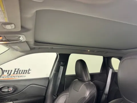 More photos of 2021 Jeep Cherokee Limited at Jerry Hunt Supercenter - Salisbury, NC