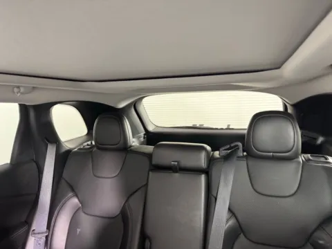 More photos of 2021 Jeep Cherokee Limited at Jerry Hunt Supercenter - Salisbury, NC