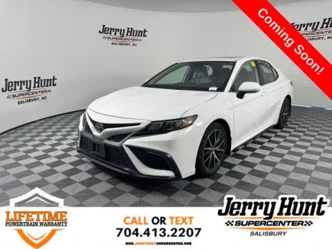 White 2023 Toyota Camry SE for sale in Salisbury, NC