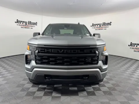 More photos of 2023 Chevrolet Silverado 1500 Custom at Jerry Hunt Supercenter - Salisbury, NC