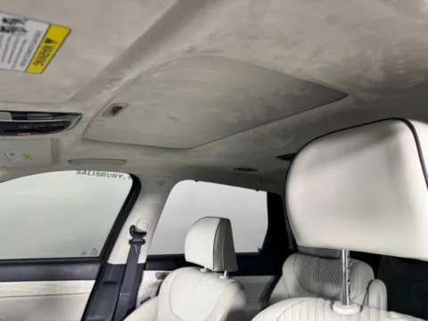 More photos of 2023 Hyundai Palisade Calligraphy at Jerry Hunt Supercenter - Salisbury, NC