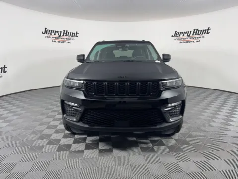 More photos of 2023 Jeep Grand Cherokee Limited at Jerry Hunt Supercenter - Salisbury, NC