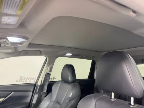 More photos of 2021 Subaru Ascent Limited at Jerry Hunt Supercenter - Salisbury, NC