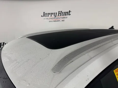 More photos of 2024 Volkswagen Atlas Cross Sport 2.0T SE w/Technology at Jerry Hunt Supercenter - Salisbury, NC