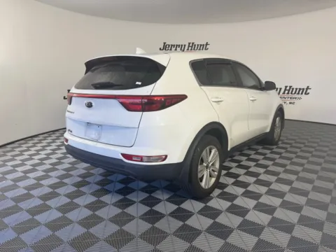 More photos of 2017 Kia Sportage LX at Jerry Hunt Supercenter - Salisbury, NC