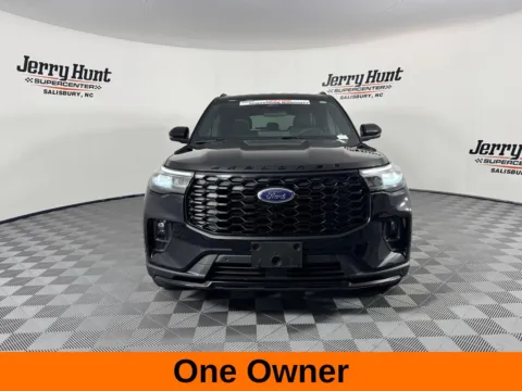 More photos of 2025 Ford Explorer ST-Line at Jerry Hunt Supercenter - Salisbury, NC