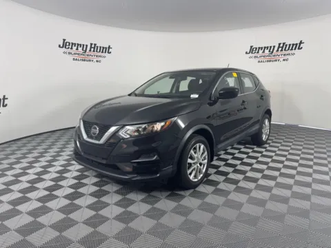 Black 2020 Nissan Rogue Sport S for sale in Salisbury, NC