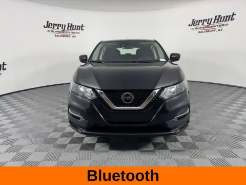 More photos of 2020 Nissan Rogue Sport S at Jerry Hunt Supercenter - Salisbury, NC
