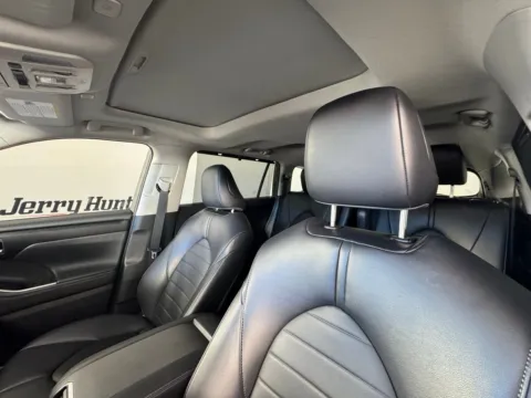 Photos of 2023 Toyota Highlander XLE for sale in Salisbury, NC at Jerry Hunt Supercenter - Salisbury