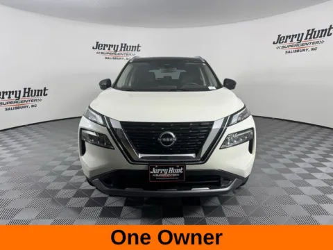 More photos of 2023 Nissan Rogue SL at Jerry Hunt Supercenter - Salisbury, NC