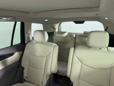 Another view of 2021 Cadillac XT6 Premium Luxury for sale in Salisbury, NC at Jerry Hunt Supercenter - Salisbury