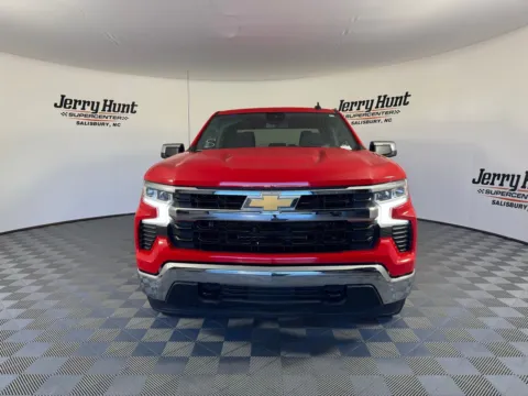 More photos of 2022 Chevrolet Silverado 1500 LT at Jerry Hunt Supercenter - Salisbury, NC