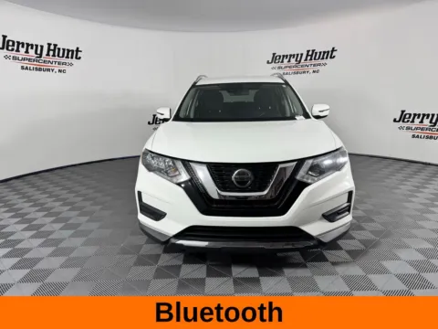 More photos of 2019 Nissan Rogue SV at Jerry Hunt Supercenter - Salisbury, NC