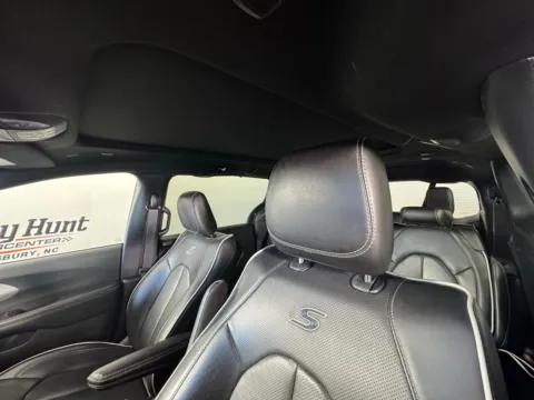 Another view of 2025 Chrysler Pacifica Limited for sale in Salisbury, NC at Jerry Hunt Supercenter - Salisbury