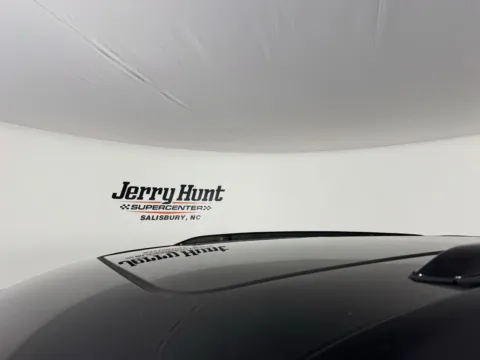 More photos of 2025 Jeep Grand Cherokee Summit at Jerry Hunt Supercenter - Salisbury, NC