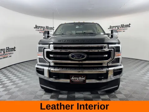 More photos of 2022 Ford F-350SD Lariat at Jerry Hunt Supercenter - Salisbury, NC