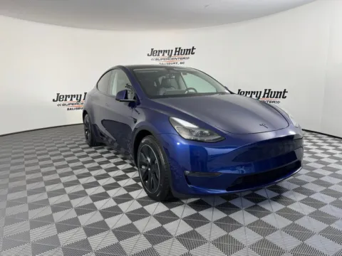 More photos of 2023 Tesla Model Y Long Range at Jerry Hunt Supercenter - Salisbury, NC