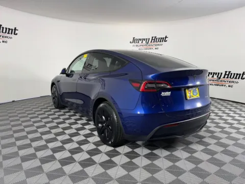 More photos of 2023 Tesla Model Y Long Range at Jerry Hunt Supercenter - Salisbury, NC
