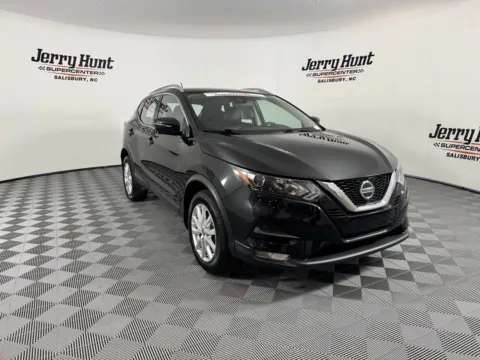 More photos of 2022 Nissan Rogue Sport SV at Jerry Hunt Supercenter - Salisbury, NC
