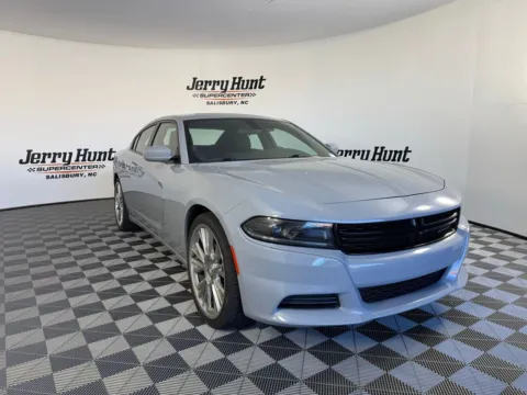More photos of 2022 Dodge Charger SXT at Jerry Hunt Supercenter - Salisbury, NC
