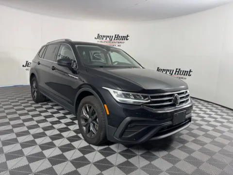 More photos of 2022 Volkswagen Tiguan 2.0T SE at Jerry Hunt Supercenter - Salisbury, NC