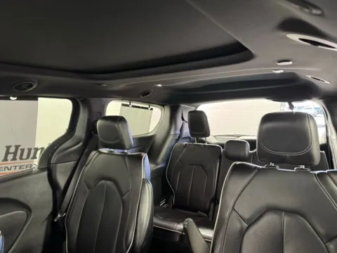 More photos of 2025 Chrysler Pacifica Limited at Jerry Hunt Supercenter - Salisbury, NC