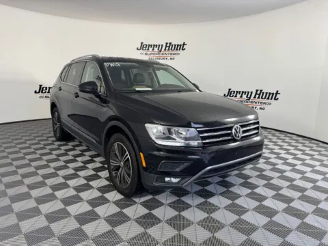 More photos of 2018 Volkswagen Tiguan 2.0T SEL at Jerry Hunt Supercenter - Salisbury, NC