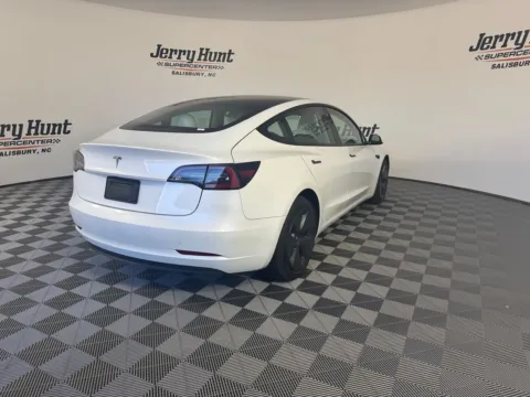 More photos of 2022 Tesla Model 3 at Jerry Hunt Supercenter - Salisbury, NC