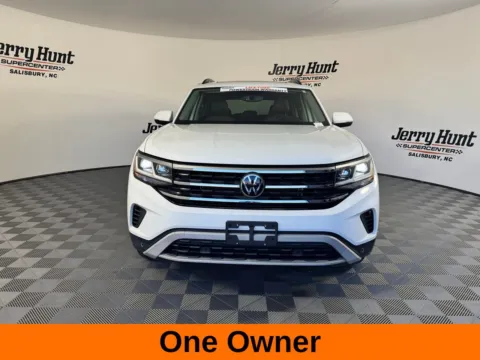 More photos of 2021 Volkswagen Atlas 3.6L V6 SE w/Technology at Jerry Hunt Supercenter - Salisbury, NC