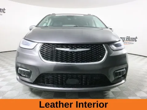 More photos of 2022 Chrysler Pacifica Limited at Jerry Hunt Supercenter - Salisbury, NC