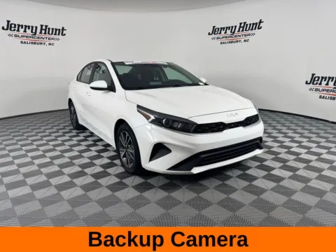 More photos of 2022 Kia Forte LXS at Jerry Hunt Supercenter - Salisbury, NC
