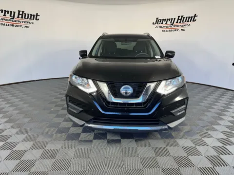 More photos of 2018 Nissan Rogue SV at Jerry Hunt Supercenter - Salisbury, NC