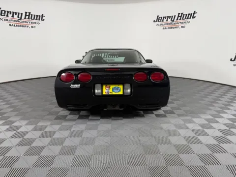 More photos of 1998 Chevrolet Corvette at Jerry Hunt Supercenter - Salisbury, NC