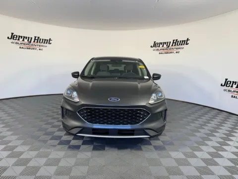 More photos of 2020 Ford Escape SE at Jerry Hunt Supercenter - Salisbury, NC