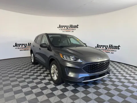 More photos of 2020 Ford Escape SE at Jerry Hunt Supercenter - Salisbury, NC
